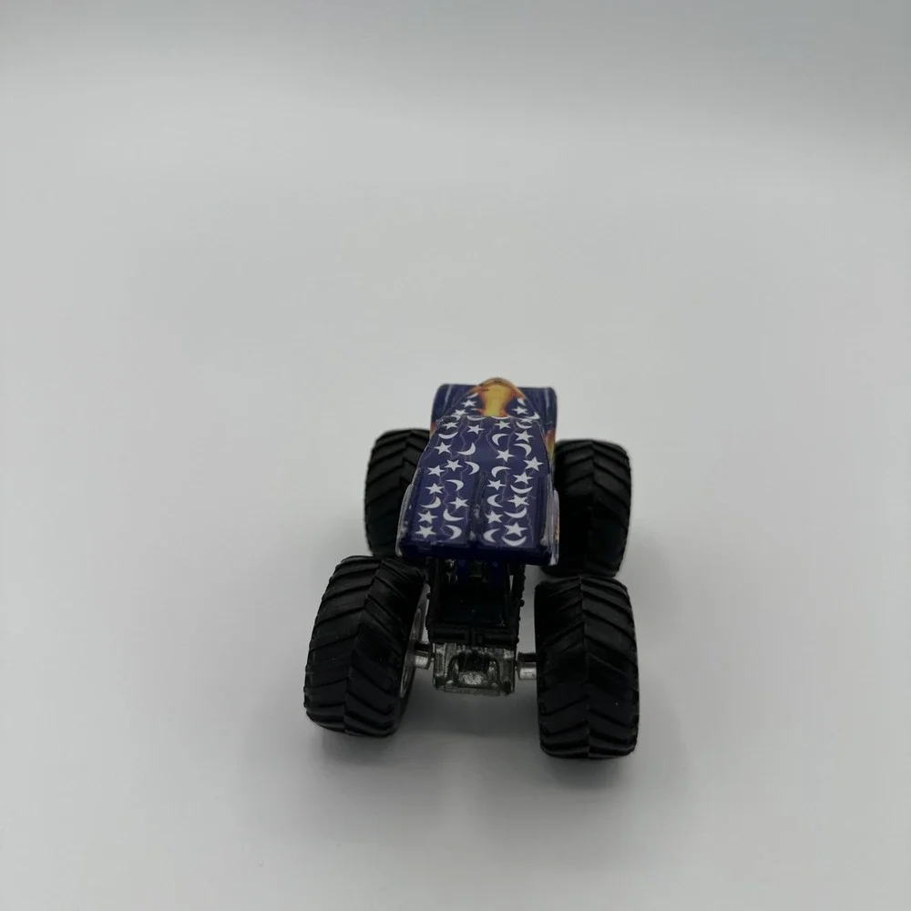 Hot Wheels War Wizard Monster Jam Monster Truck 1/64